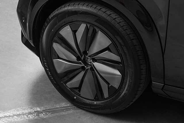 Nissan Ariya e4ORCE Evolve 87kWt