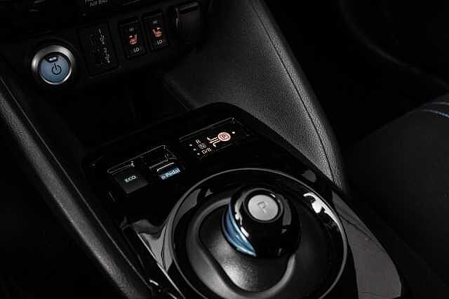 Nissan Leaf 39kWh N-Connecta
