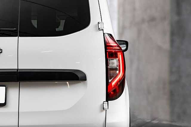 Nissan Townstar EV 45kW 122hk Tekna L1H1