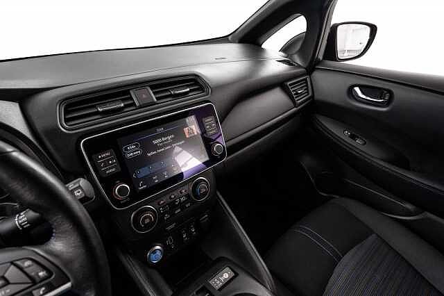 Nissan Leaf 39kWh Acenta