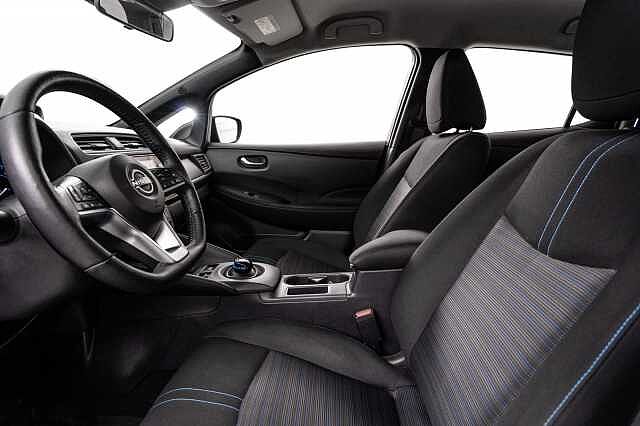 Nissan Leaf 39kWh Acenta