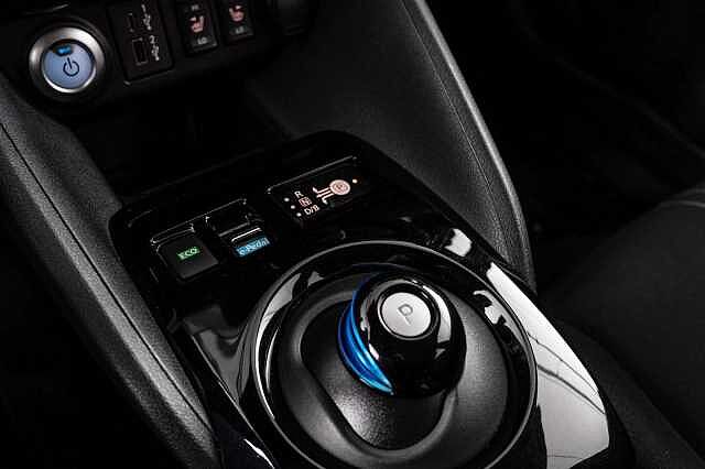 Nissan Leaf 39kWh N-Connecta