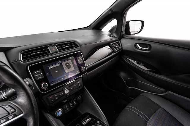 Nissan Leaf 39kWh N-Connecta