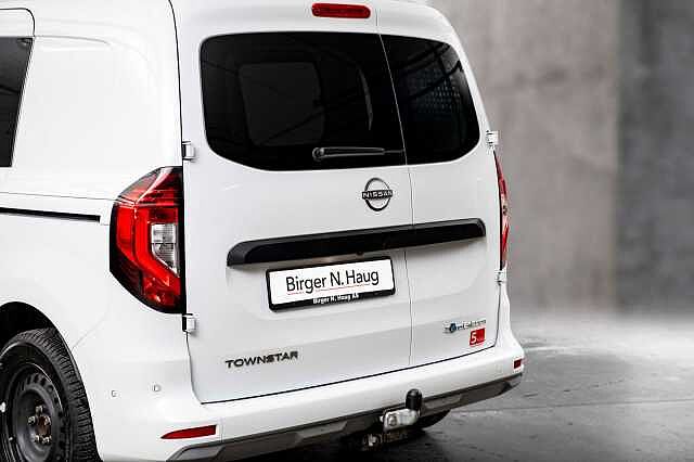 Nissan Townstar EV 45kW 122hk Tekna L1H1