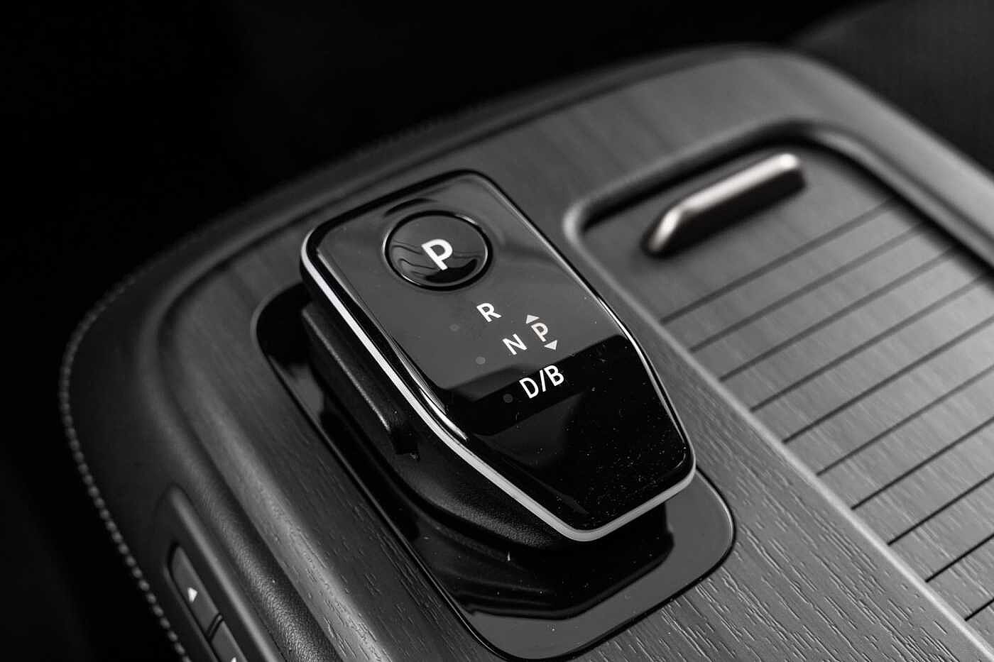 Nissan Ariya e4ORCE Evolve 87kWt
