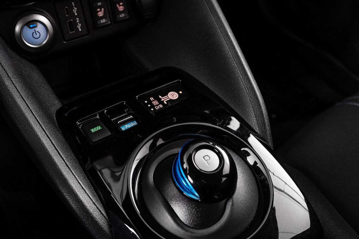 Nissan Leaf 39kWh N-Connecta