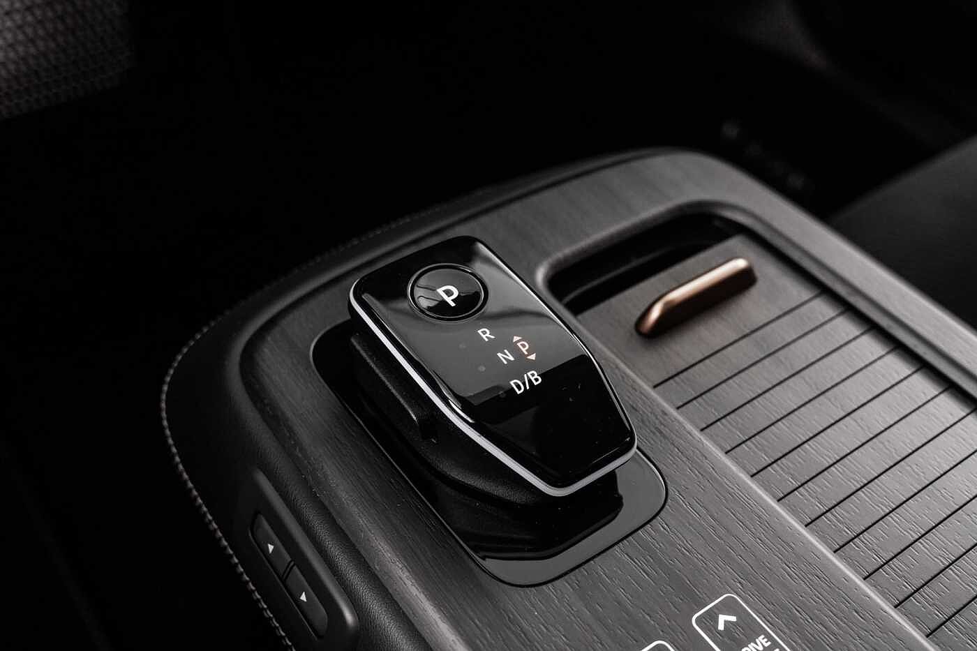 Nissan Ariya e4ORCE Evolve 87kWt