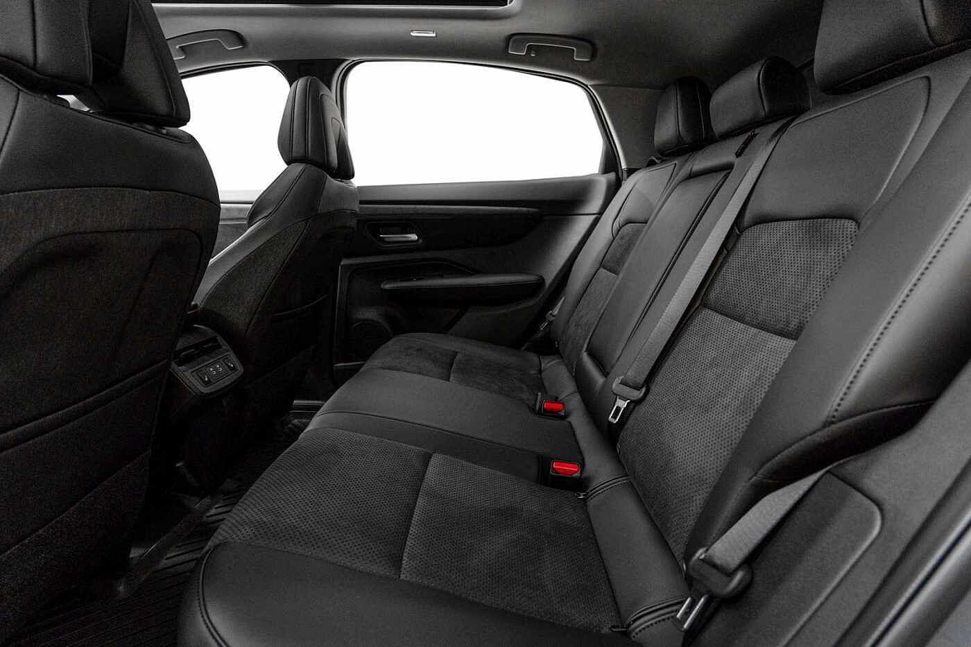 Nissan Ariya e4ORCE Evolve 87kWt 19 Ceramic