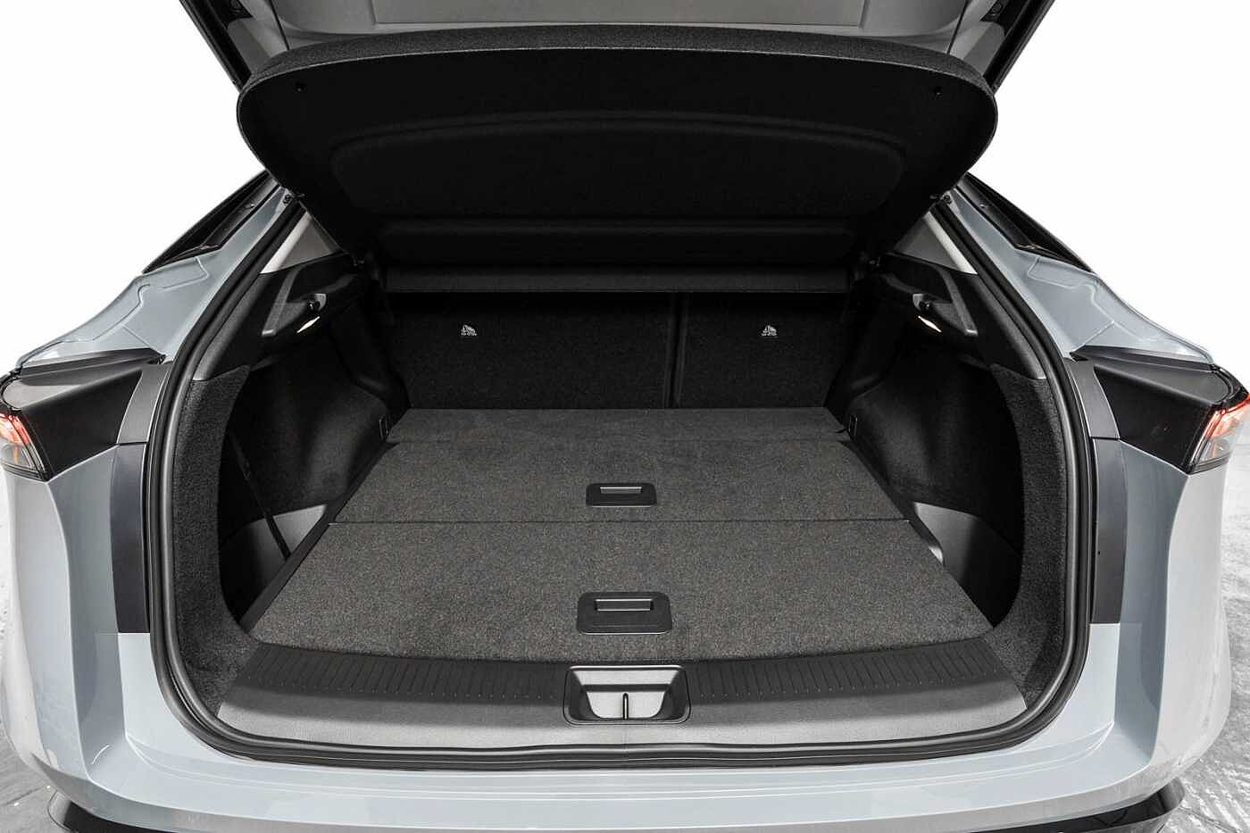Nissan Ariya e4ORCE Evolve 87kWt 19 Ceramic